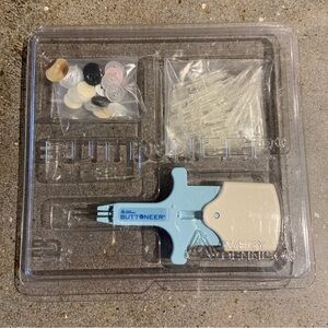 Avery Dennison Buttoneer